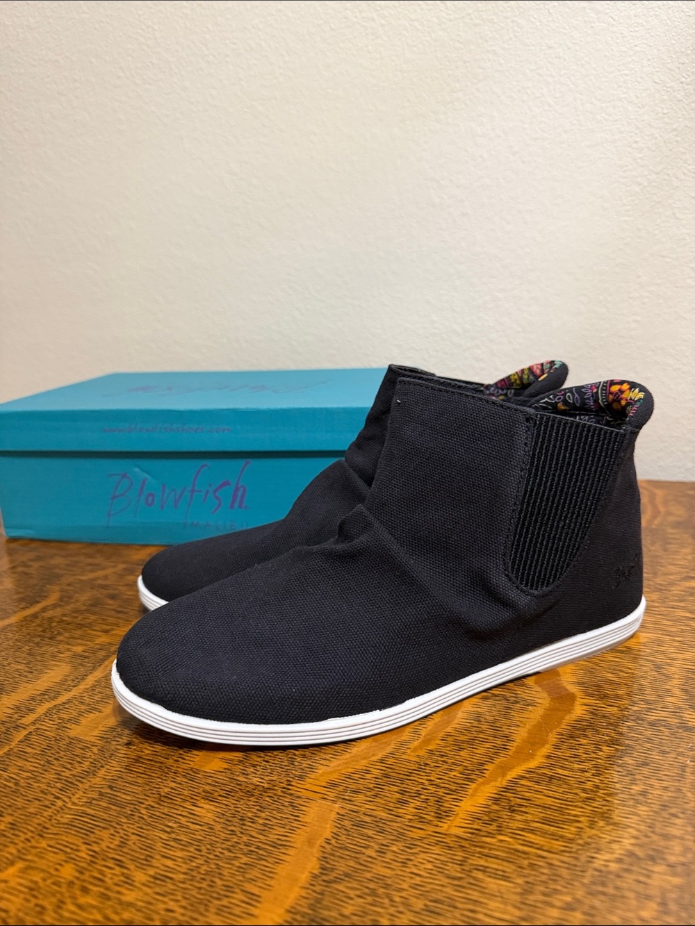 Blowfish Black Canvas Ankle Boot Sneakers with White Sole